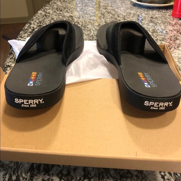 Sperrys men’s sandal